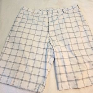 Nike Golf grey/white Plaid shorts size 36